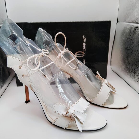 Bebe Bow High Heel Sandals  White Lacey Leather  Ankle Straps  8 1/2 M - Picture 3 of 12